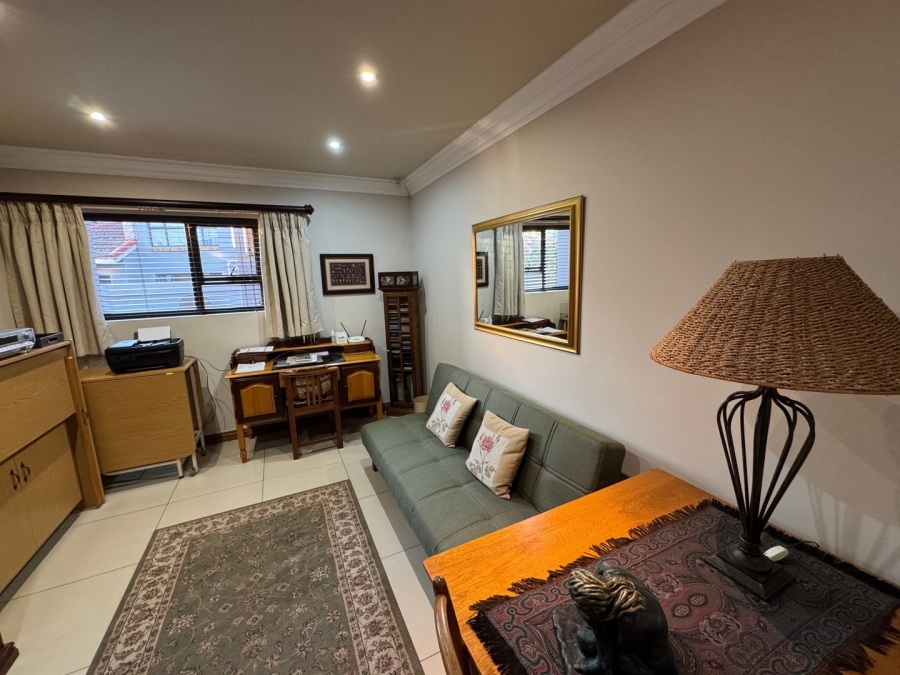 3 Bedroom Property for Sale in Van Der Hoff Park North West